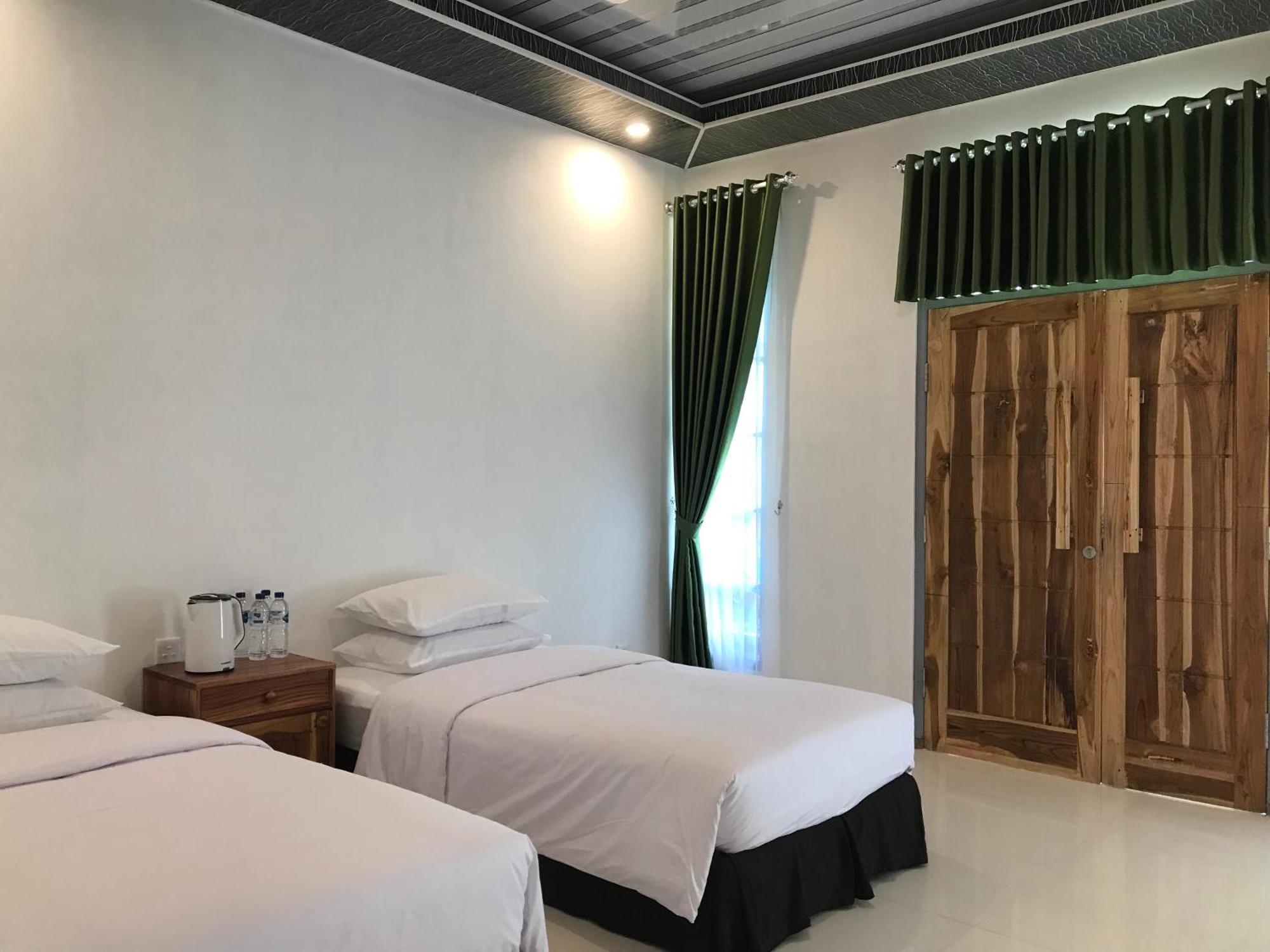 Pohon Purba Resort & Restaurant Labuhan Pandan Exteriör bild