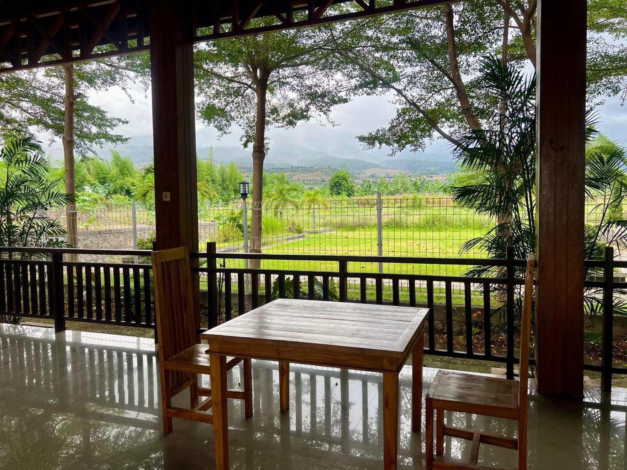 Pohon Purba Resort & Restaurant Labuhan Pandan Exteriör bild